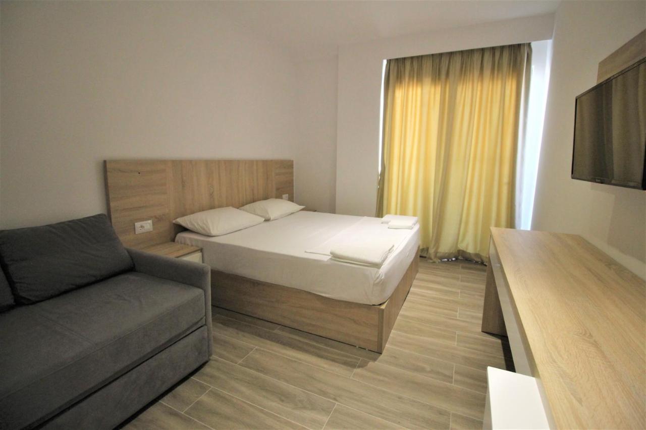 Hotel Ksamili Екстериор снимка