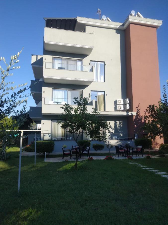Hotel Ksamili Екстериор снимка