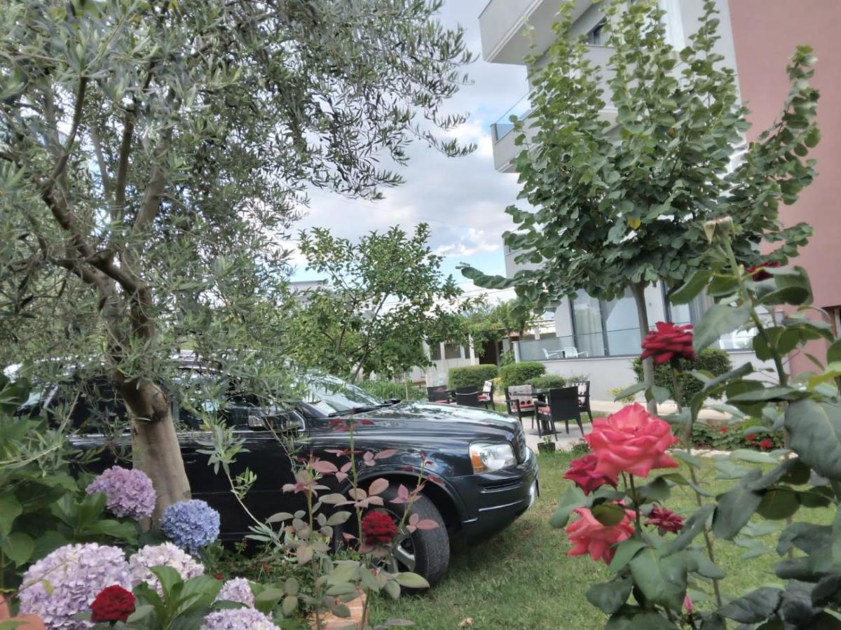 Hotel Ksamili Екстериор снимка